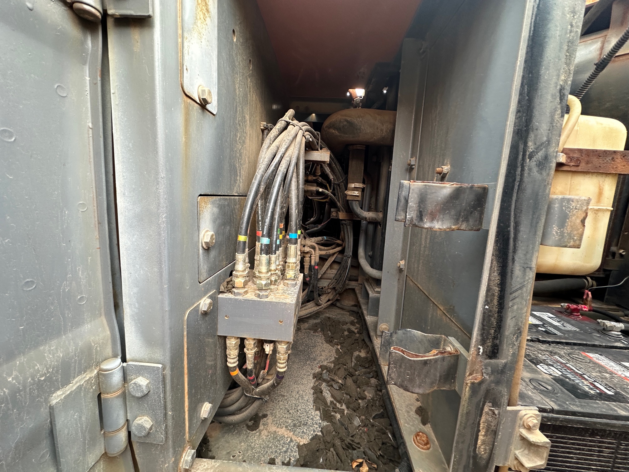 1998 CASE 9020B - view 7 of 23