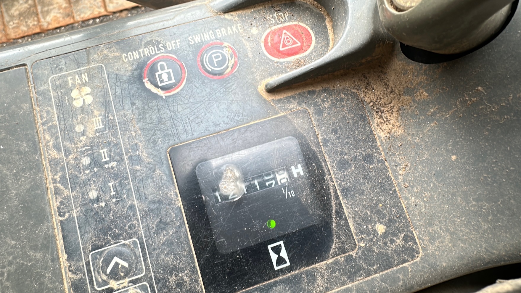 1998 CASE 9020B - view 18 of 23