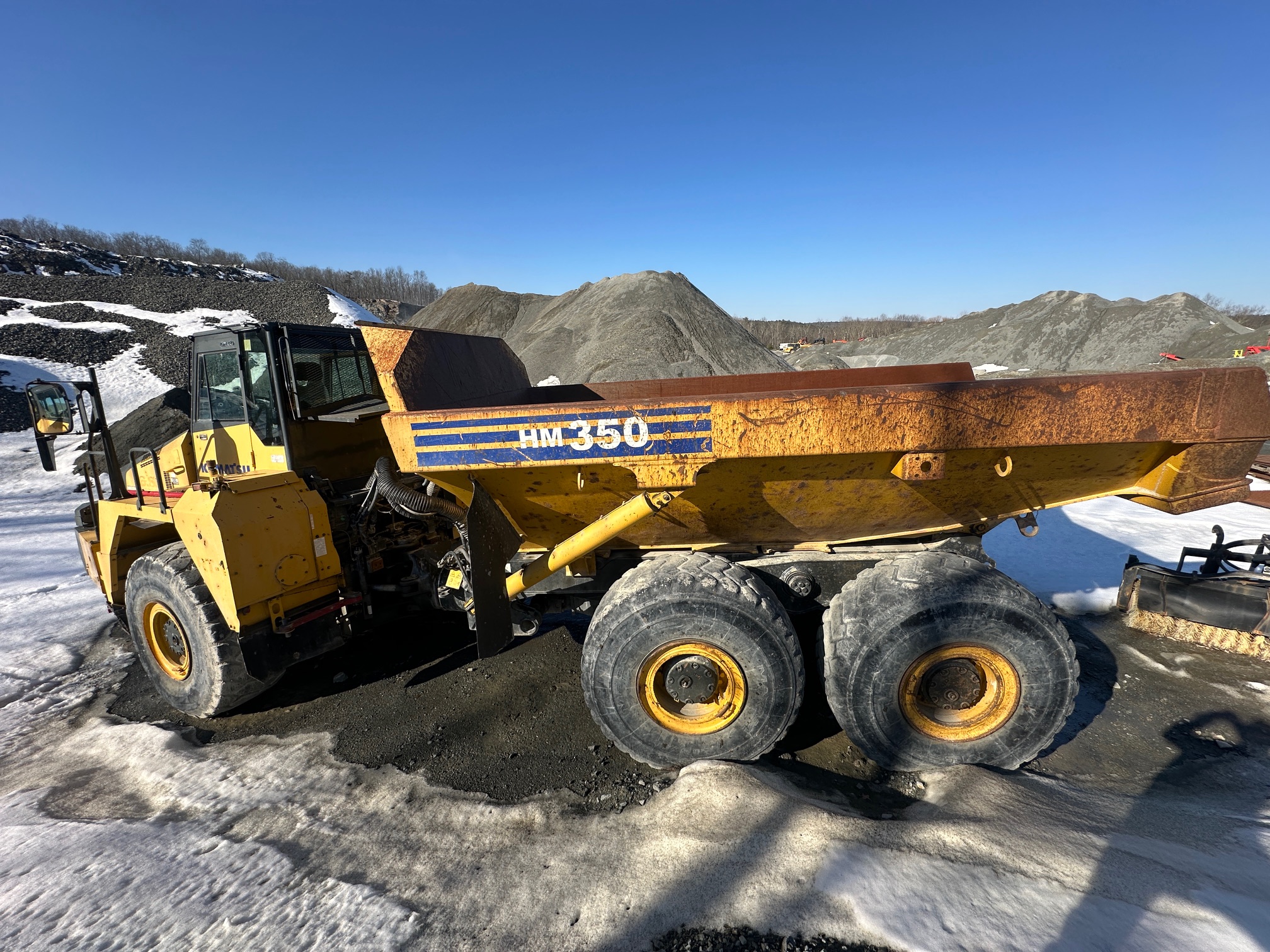 2008 KOMATSU HM350-2 - view 7 of 31