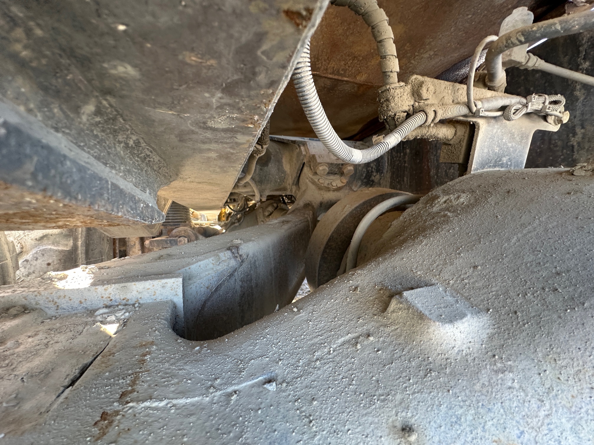 2008 KOMATSU HM350-2 - view 11 of 31