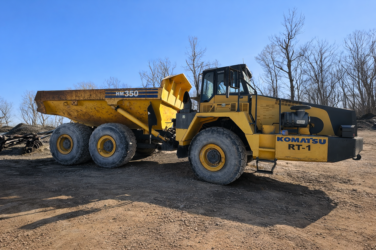 2008 KOMATSU HM350-2 - view 2 of 31