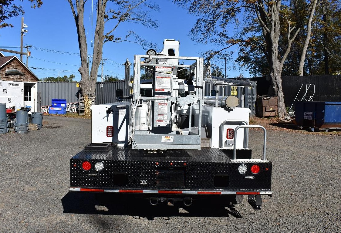 2022 CHEVROLET 5500HD 4X4 - Image 4