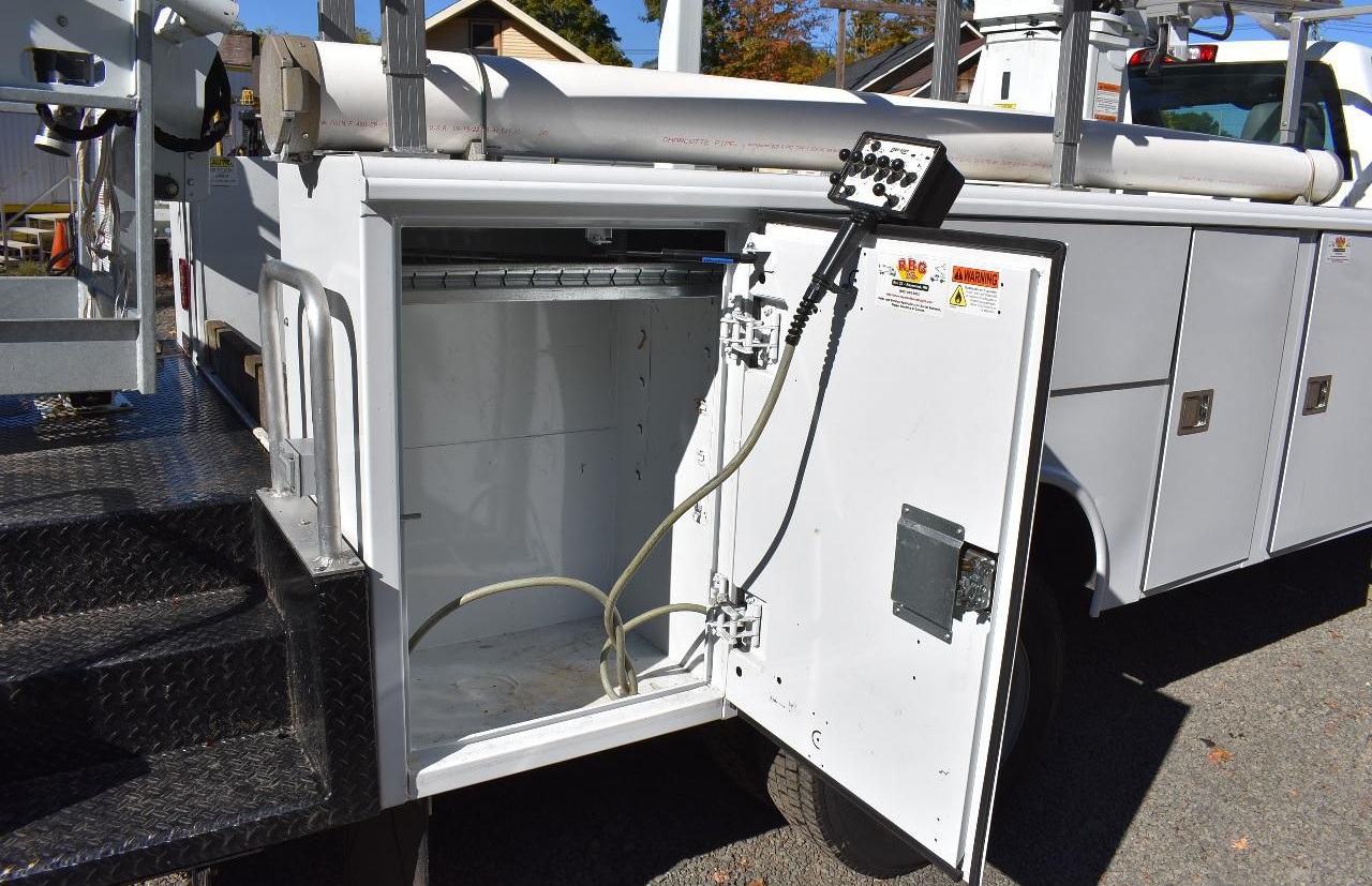 2022 CHEVROLET 5500HD 4X4 - Image 8