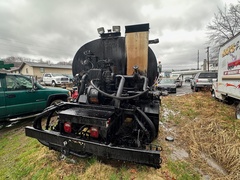 2002 FREIGHTLINER FL70 - Image 9