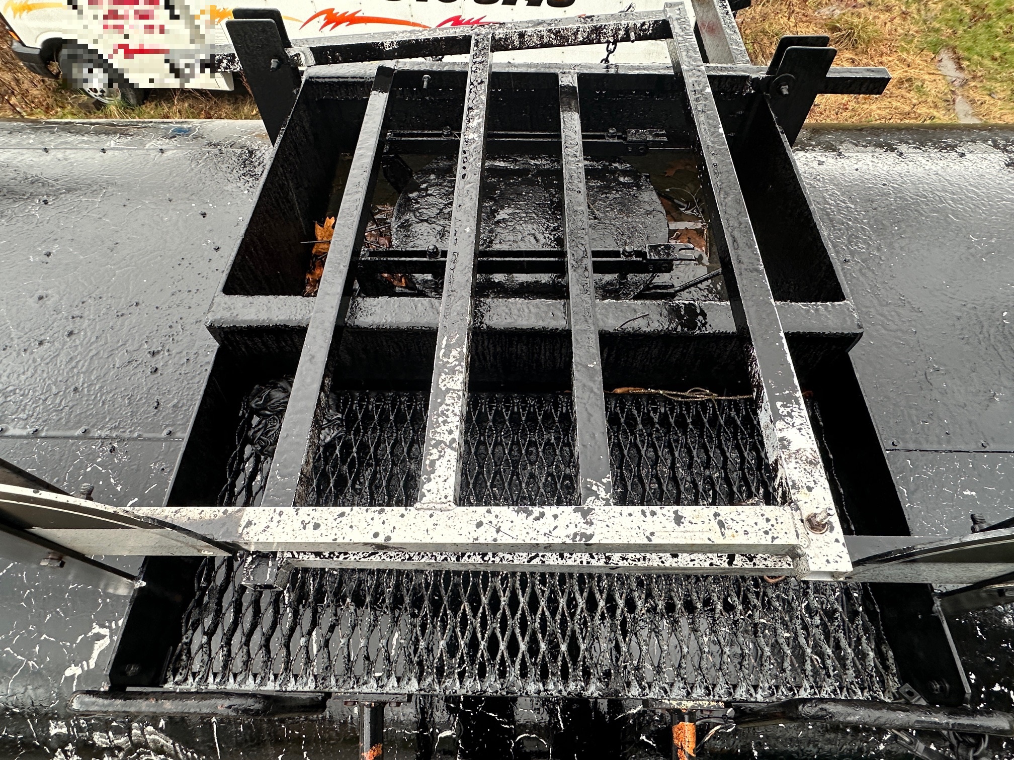 2002 FREIGHTLINER FL70 - Image 31