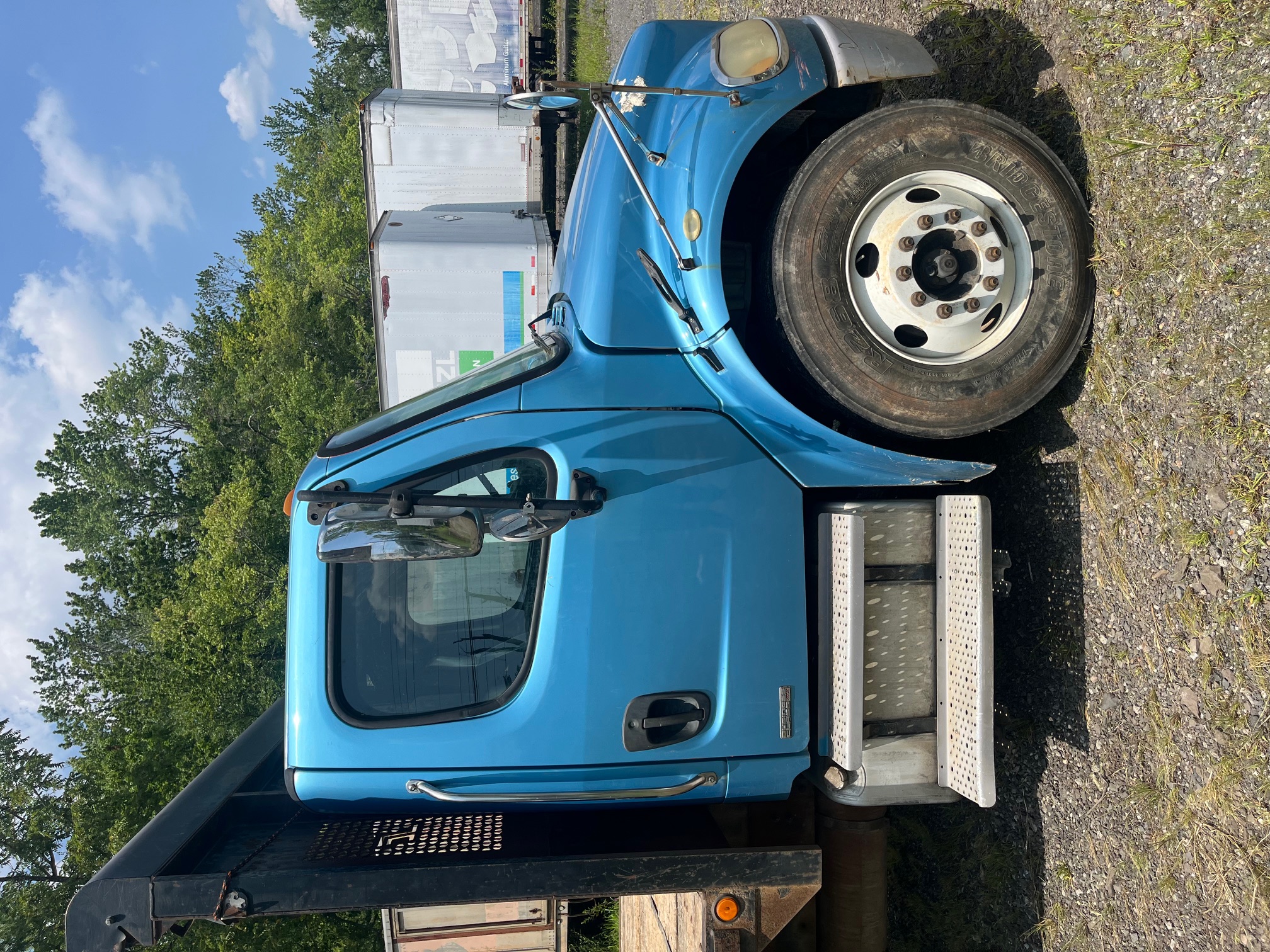 2004 FREIGHTLINER M2 Business Class - view 6 of 23