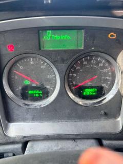 2014 KENWORTH T440 - Image 9