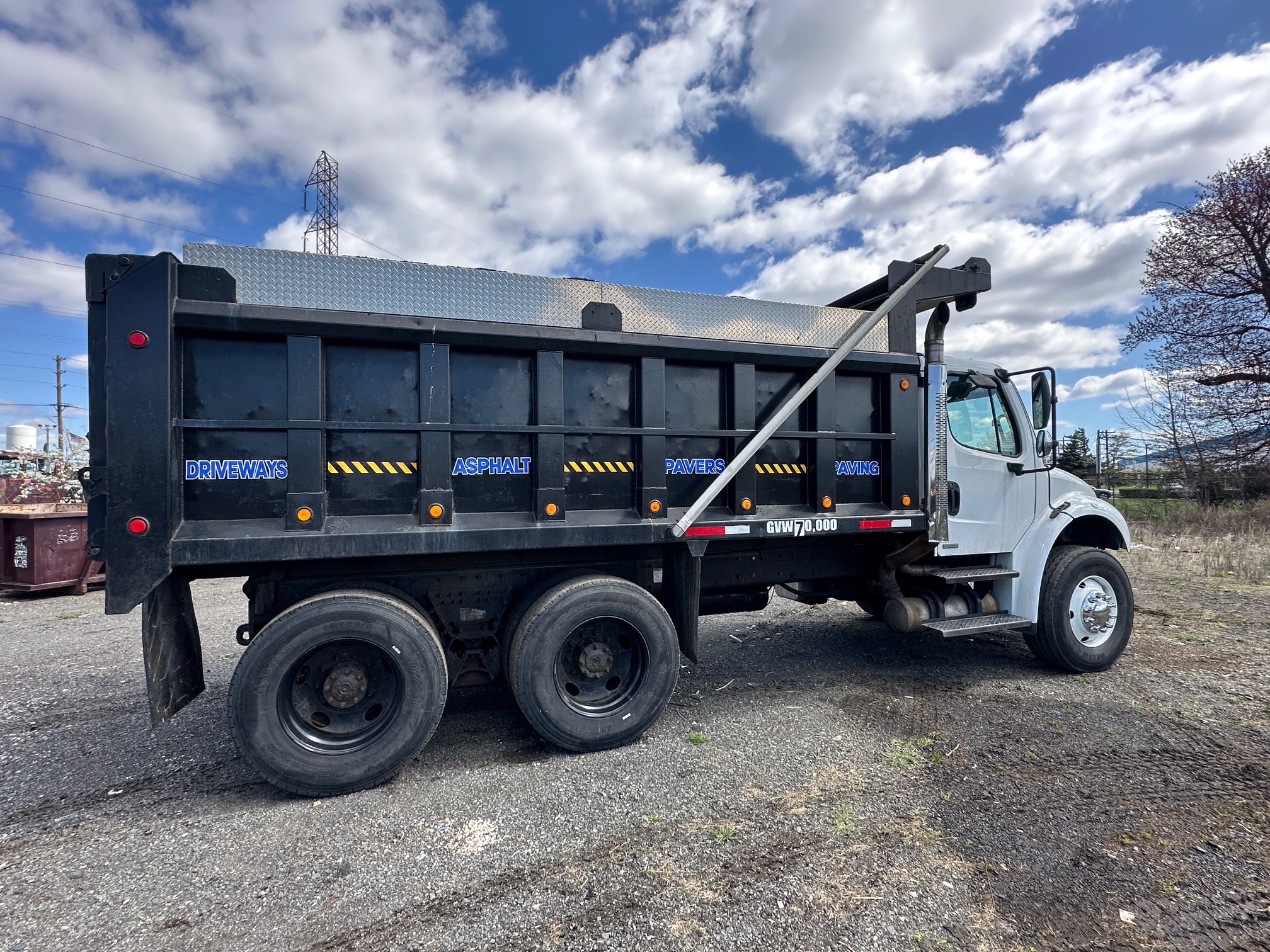 2007 FREIGHTLINER M2 Business Class - Image 11