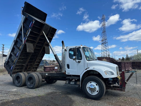 2007 FREIGHTLINER M2 Business Class