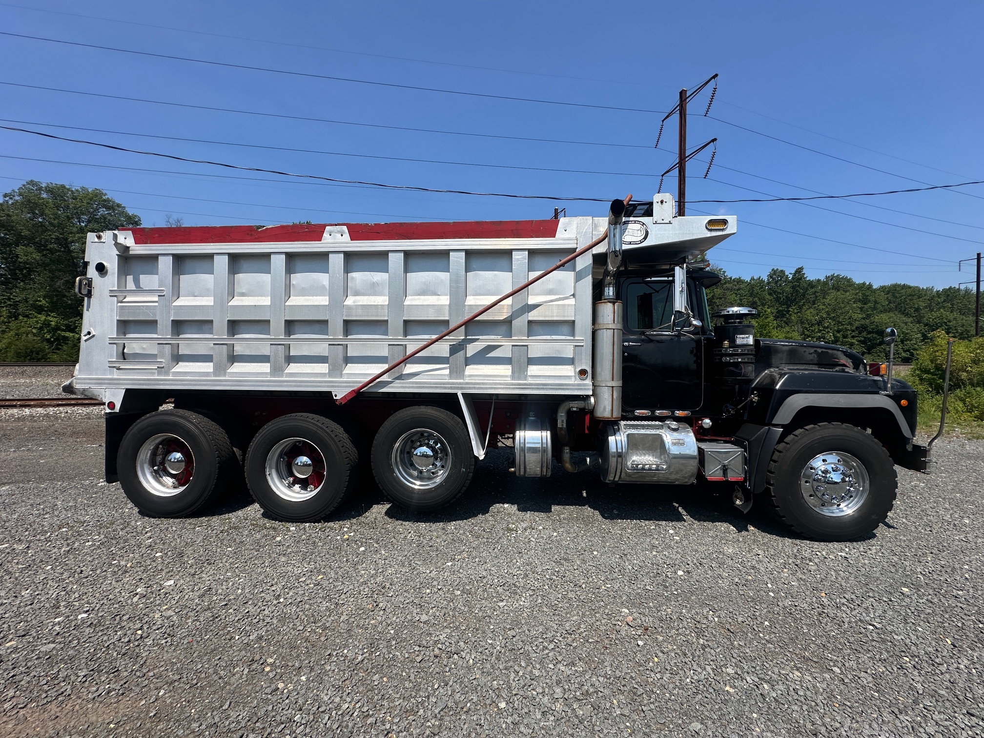 1997 MACK RD688S - view 3 of 66