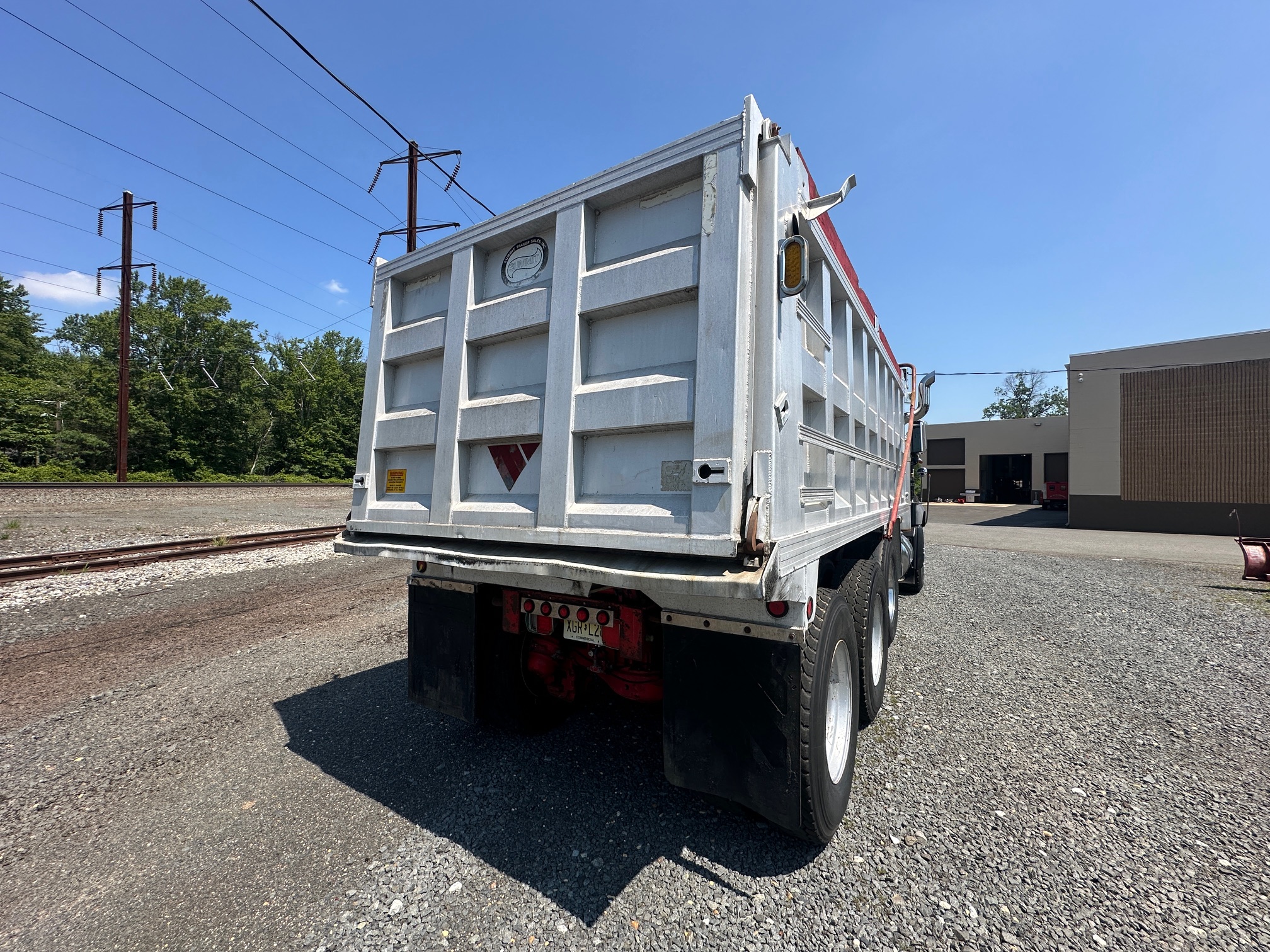 1997 MACK RD688S - view 7 of 66