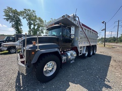 1997 MACK RD688S - Image 12