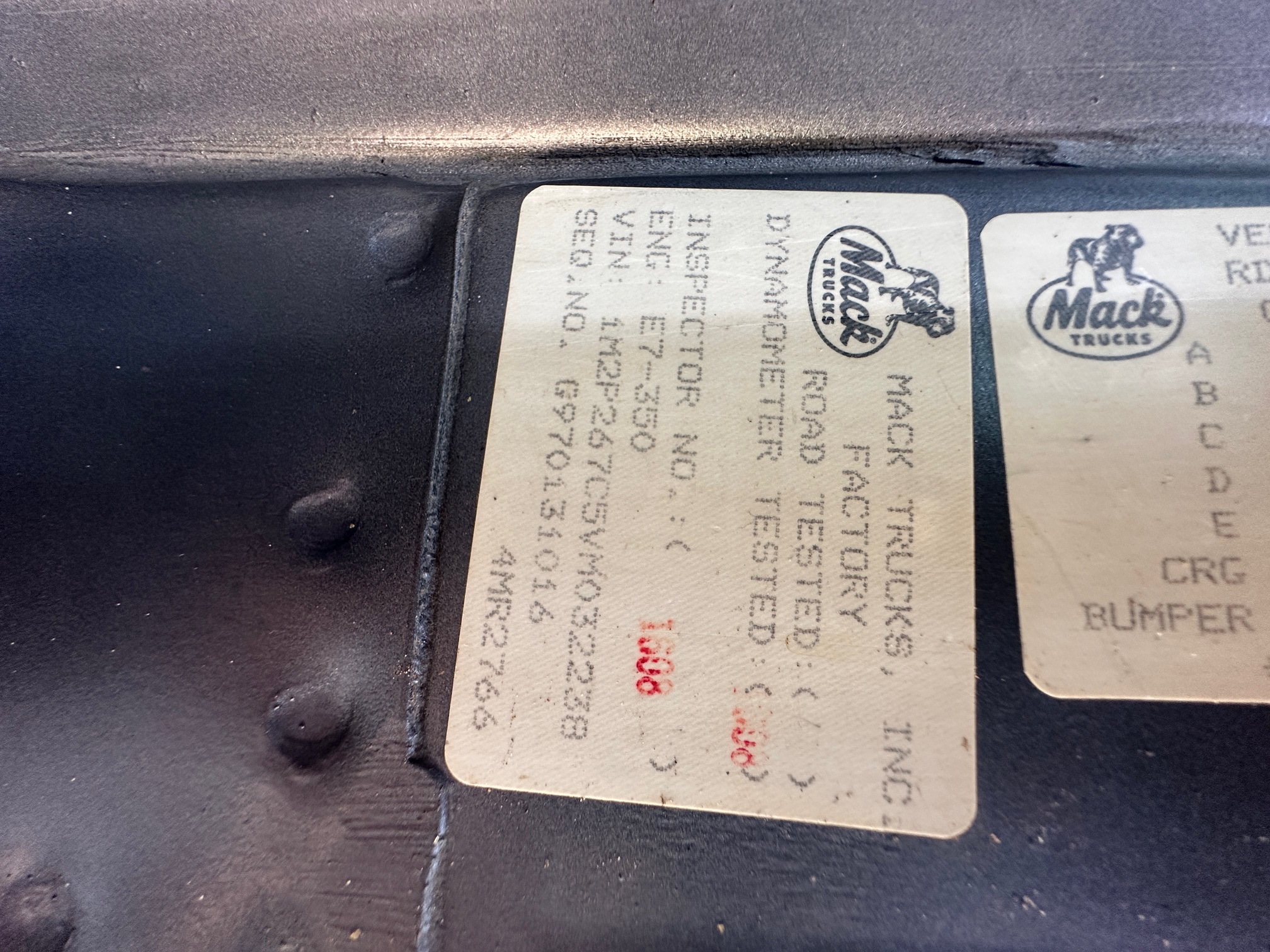 1997 MACK RD688S - Image 28