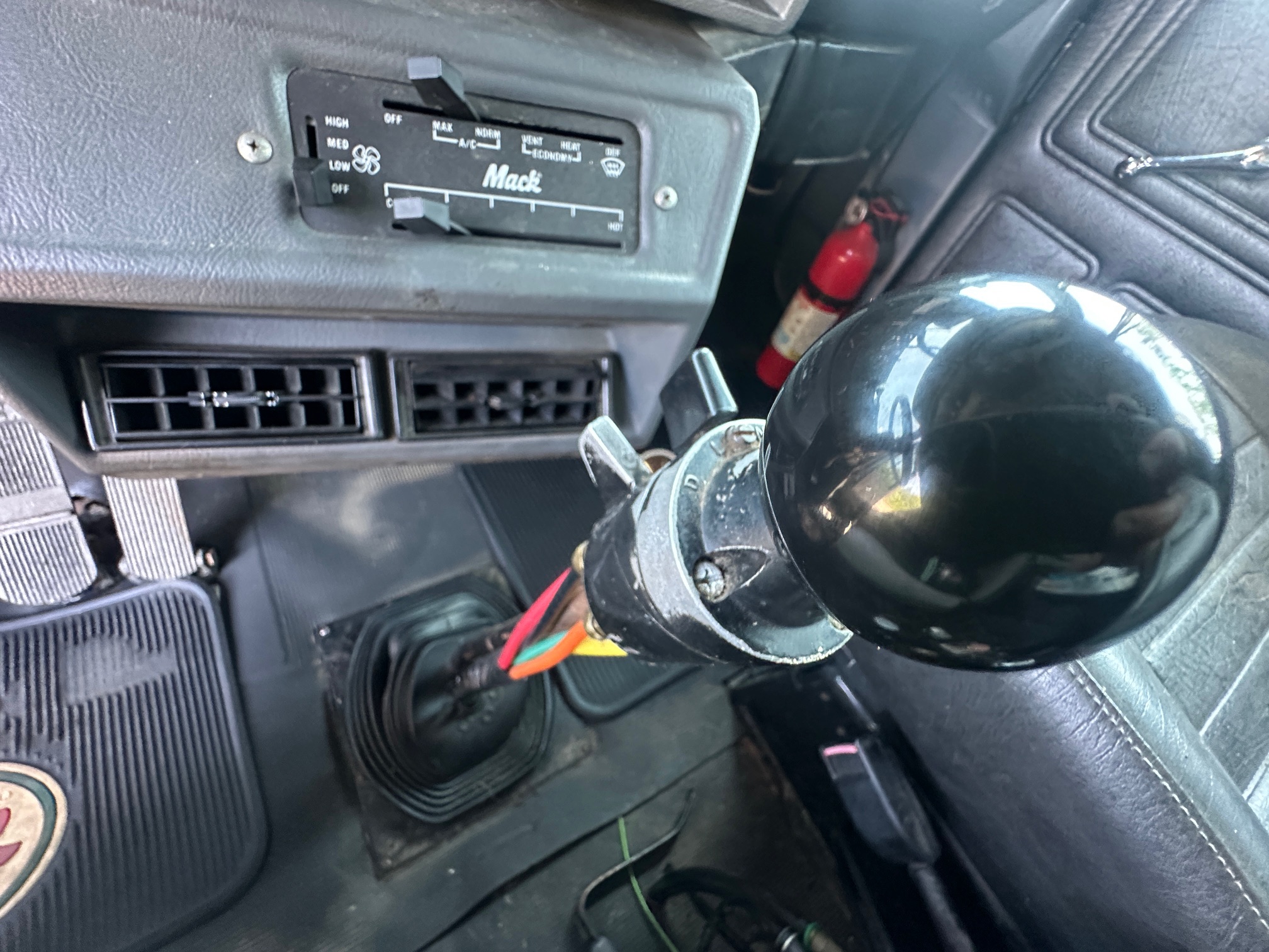 1997 MACK RD688S - Image 36