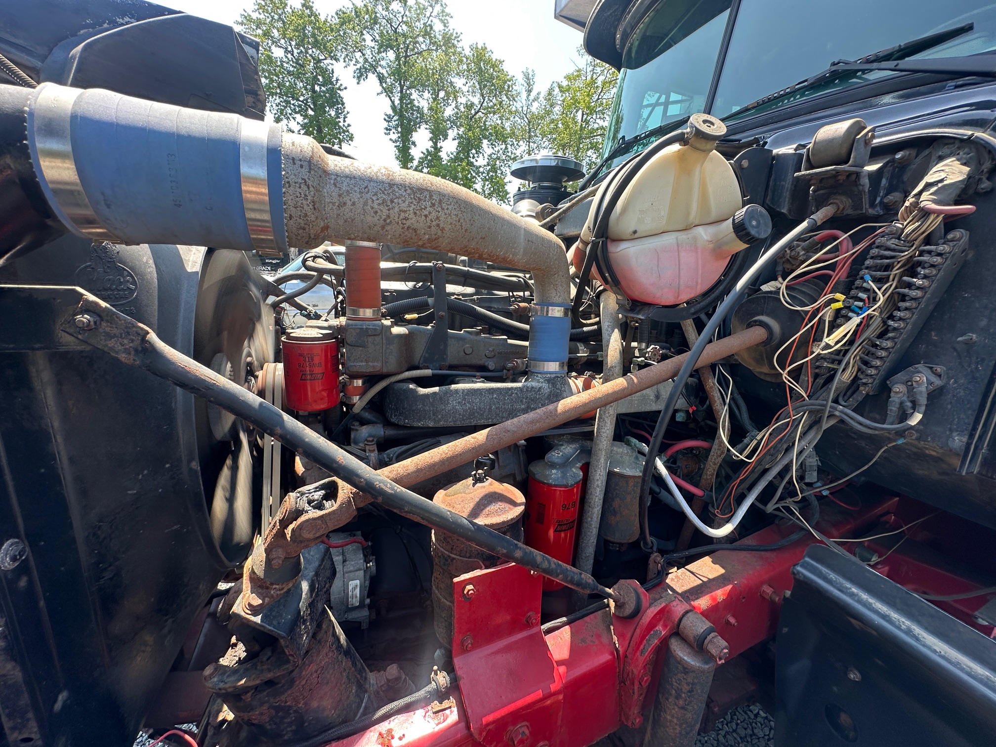 1997 MACK RD688S - Image 47