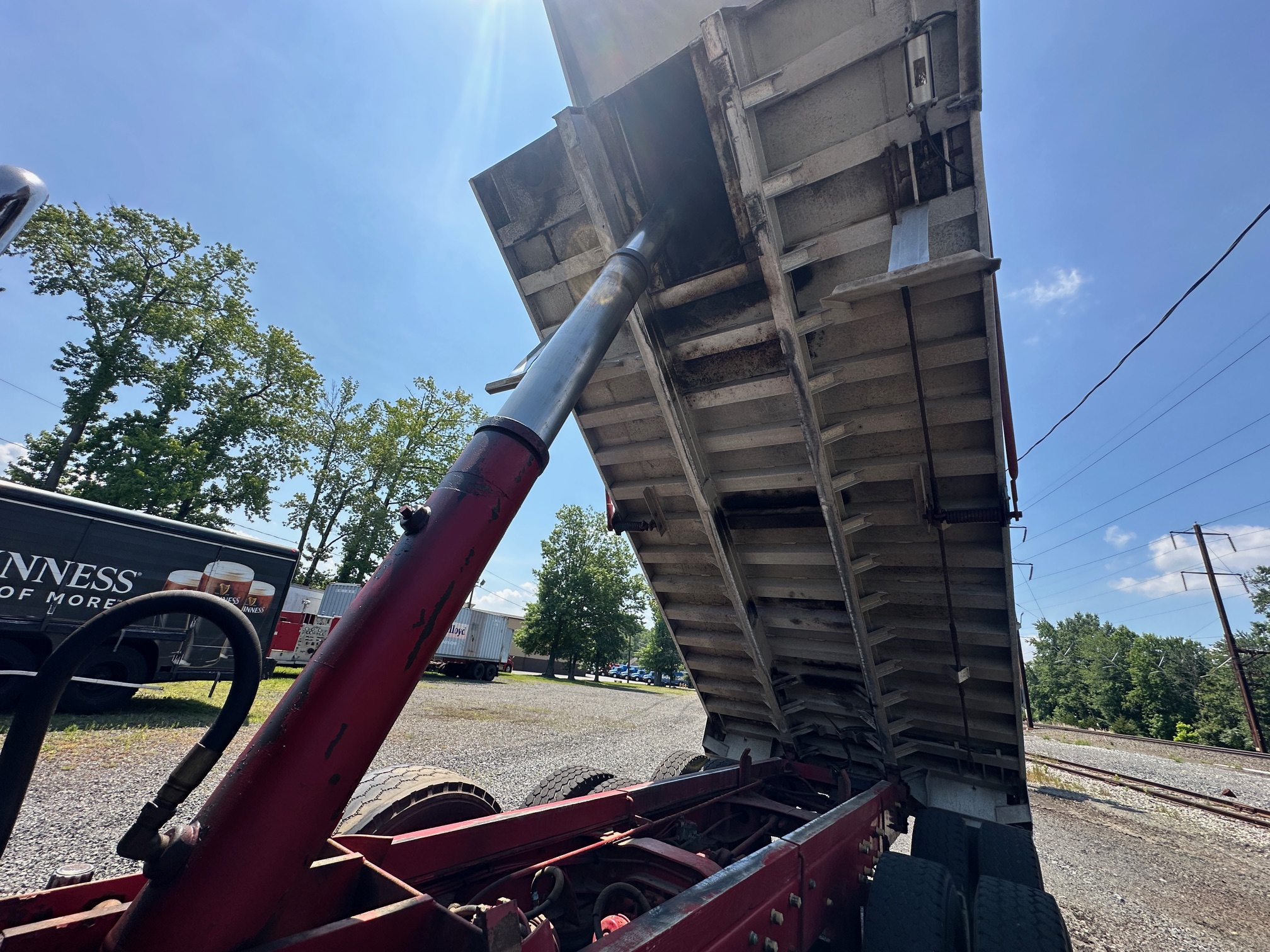 1997 MACK RD688S - Image 54