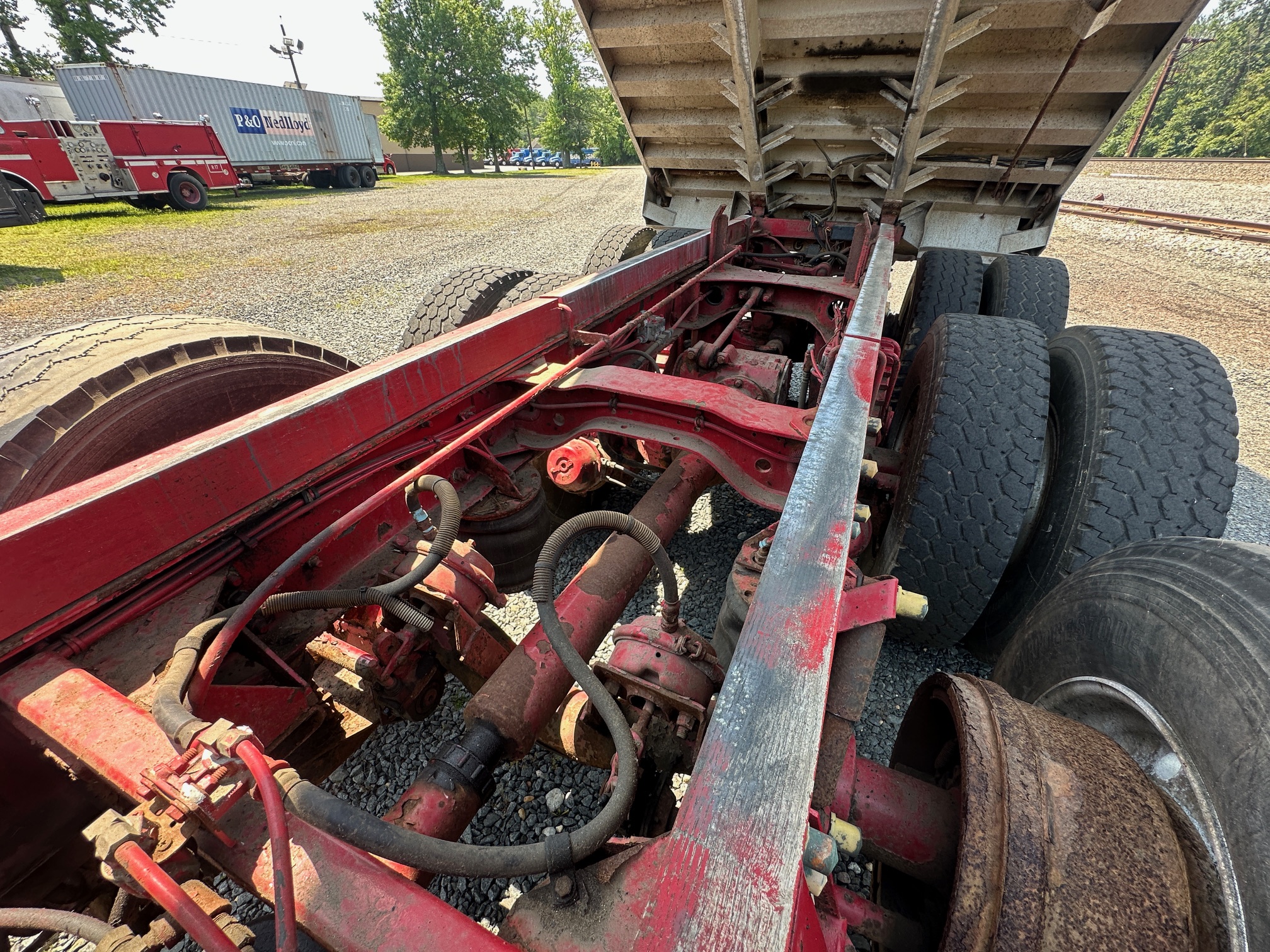 1997 MACK RD688S - Image 55