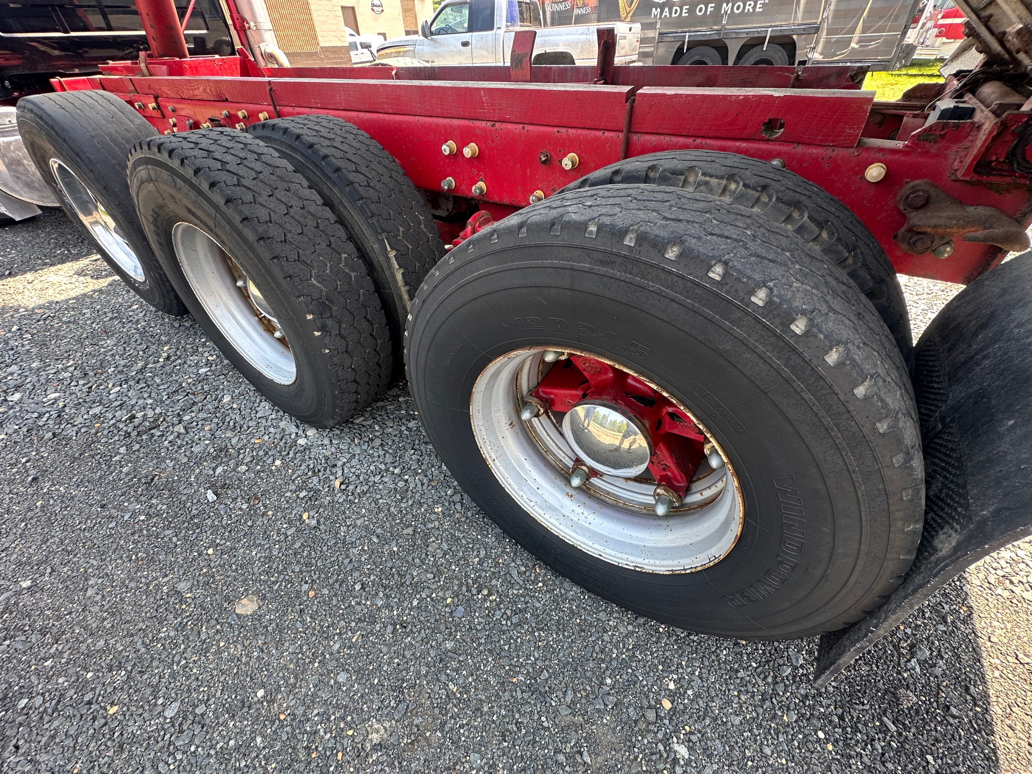 1997 MACK RD688S - Image 65