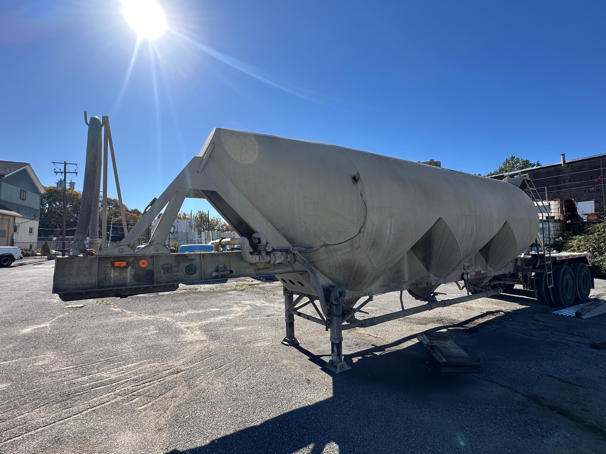 1969 FRUEHAUF Bulk Tanker - view 4 of 28