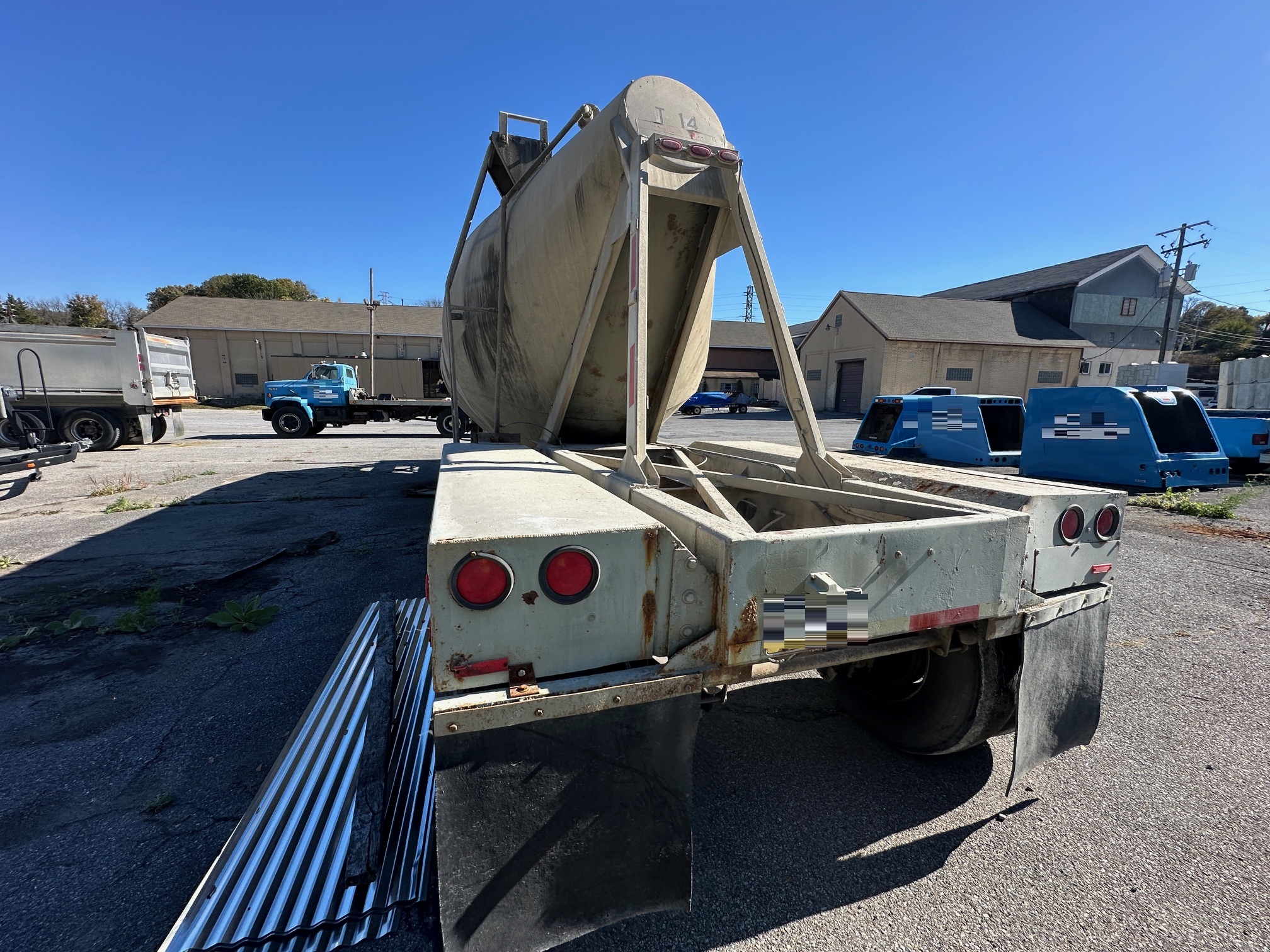 1969 FRUEHAUF Bulk Tanker - view 7 of 28