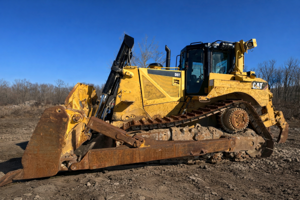 2011 CATERPILLAR D8T