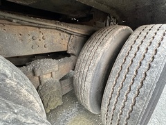 1988 WHITE/GMC Brigadier Oil Distributor - Image 17