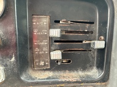 1988 WHITE/GMC Brigadier Oil Distributor - Image 34