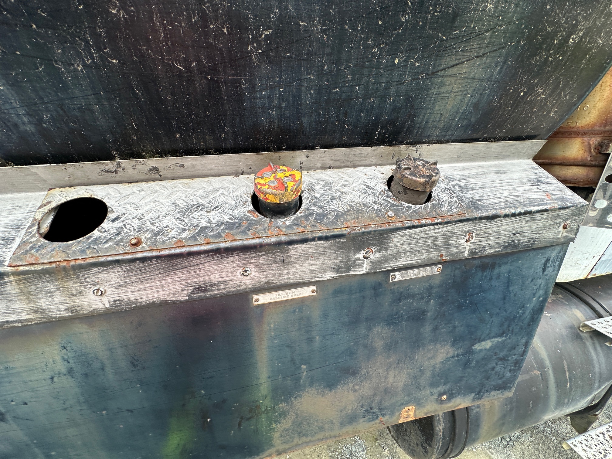 1988 WHITE/GMC Brigadier Oil Distributor - Image 48