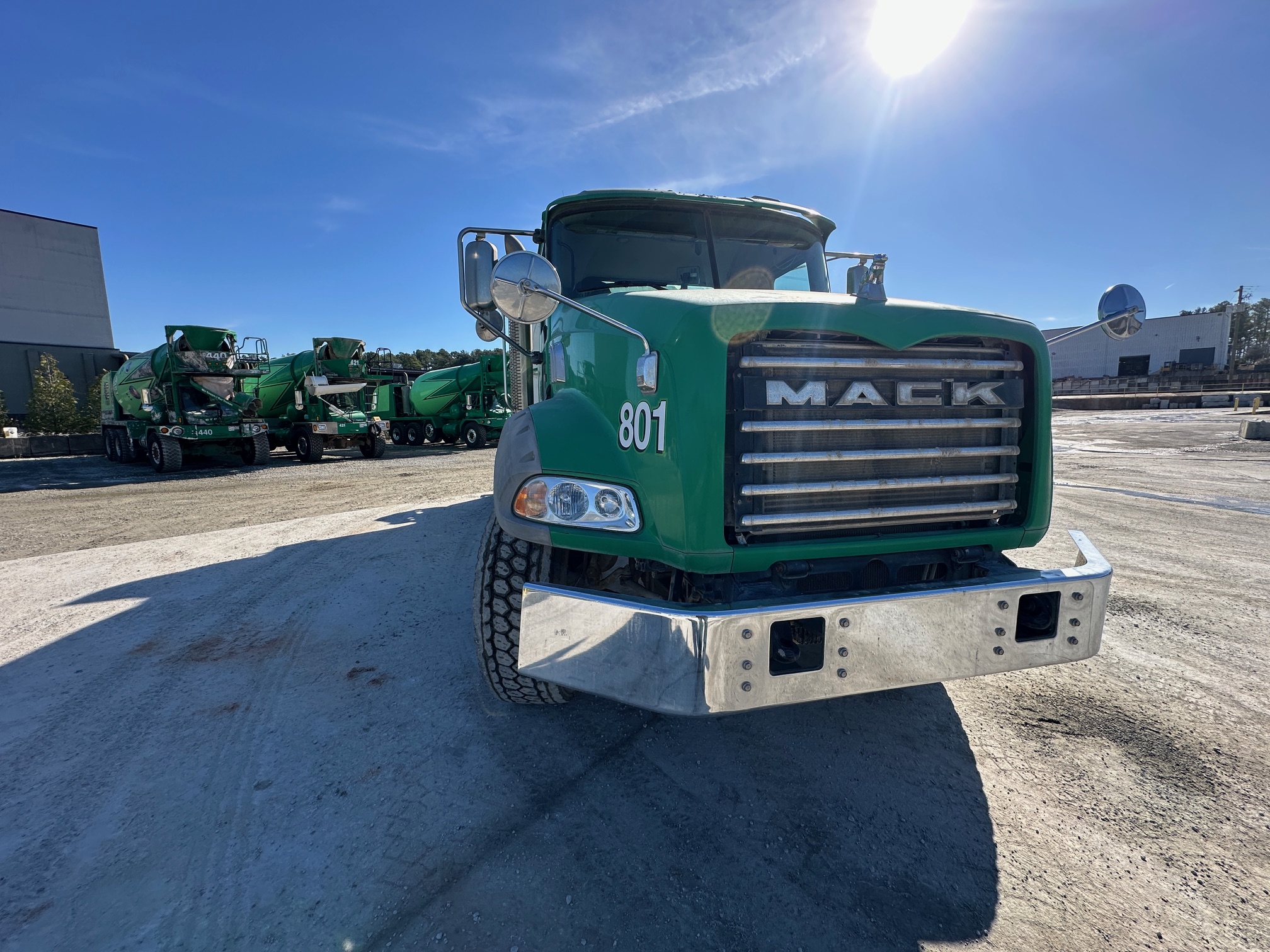 2019 MACK GR64B - Image 4