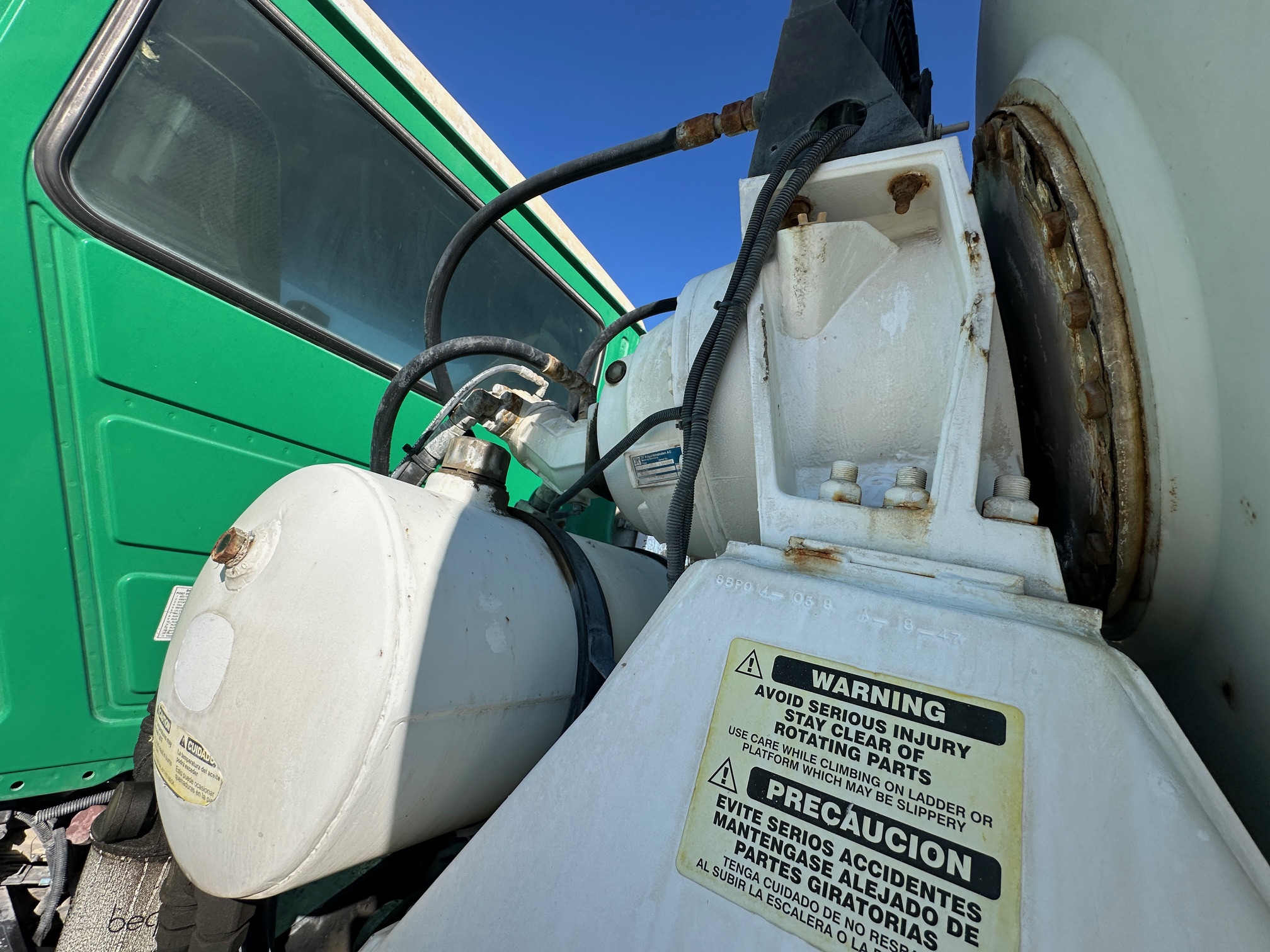 2019 MACK GR64B - Image 27