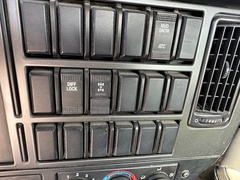 2019 MACK GR64B - Image 55