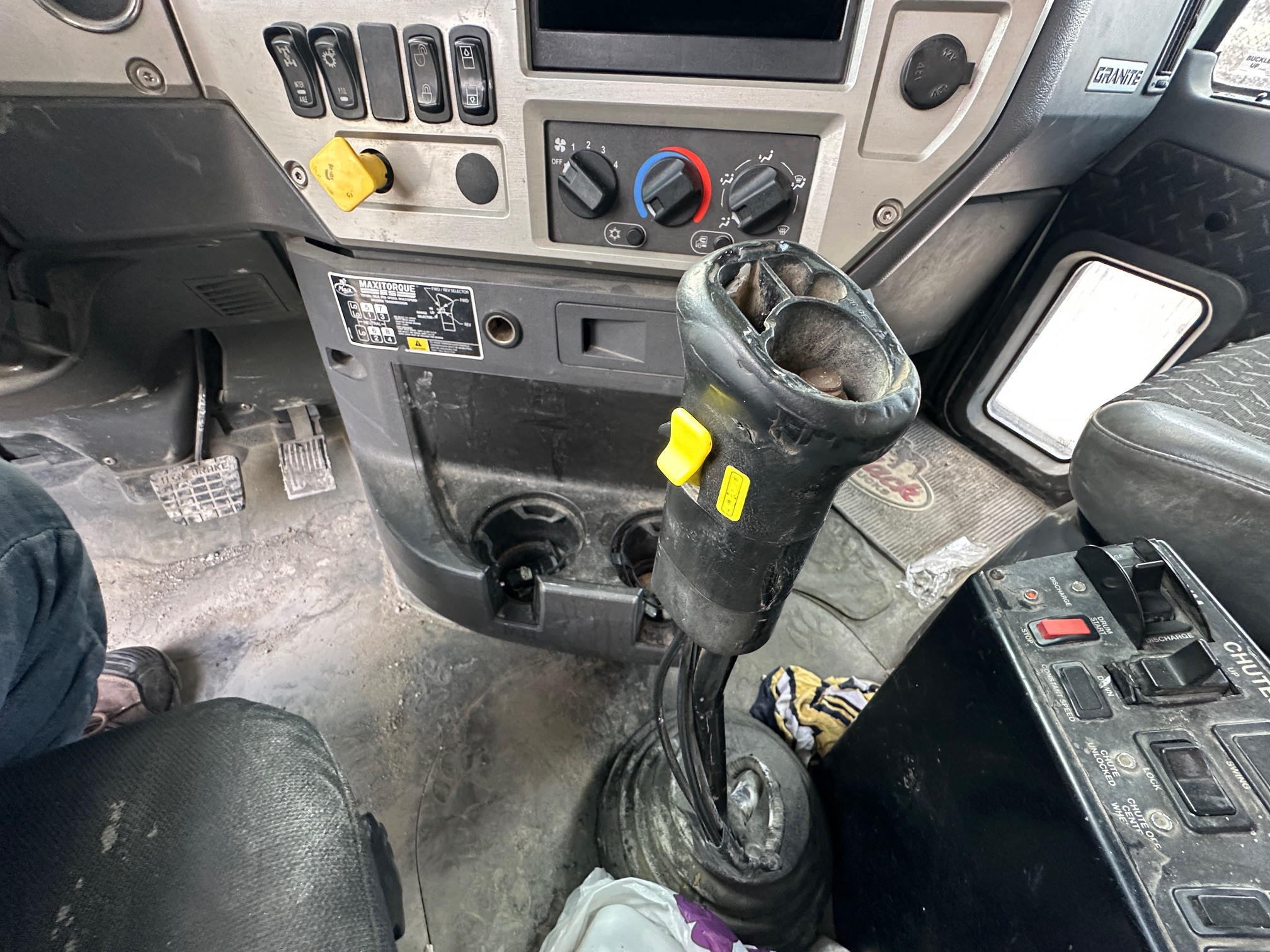 2014 MACK Granite GU713 - Image 22