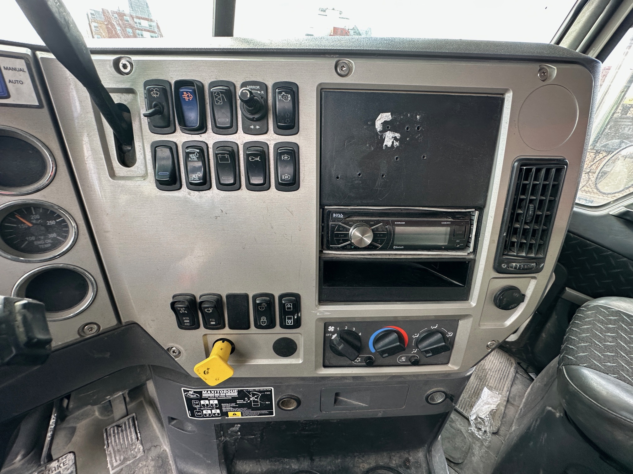 2014 MACK Granite GU713 - Image 23