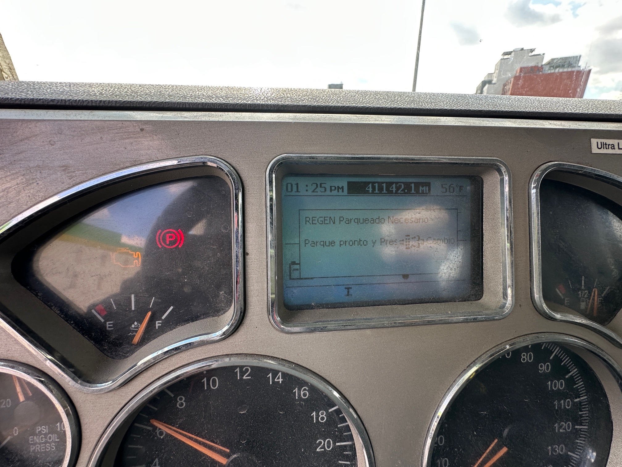 2014 MACK Granite GU713 - Image 24