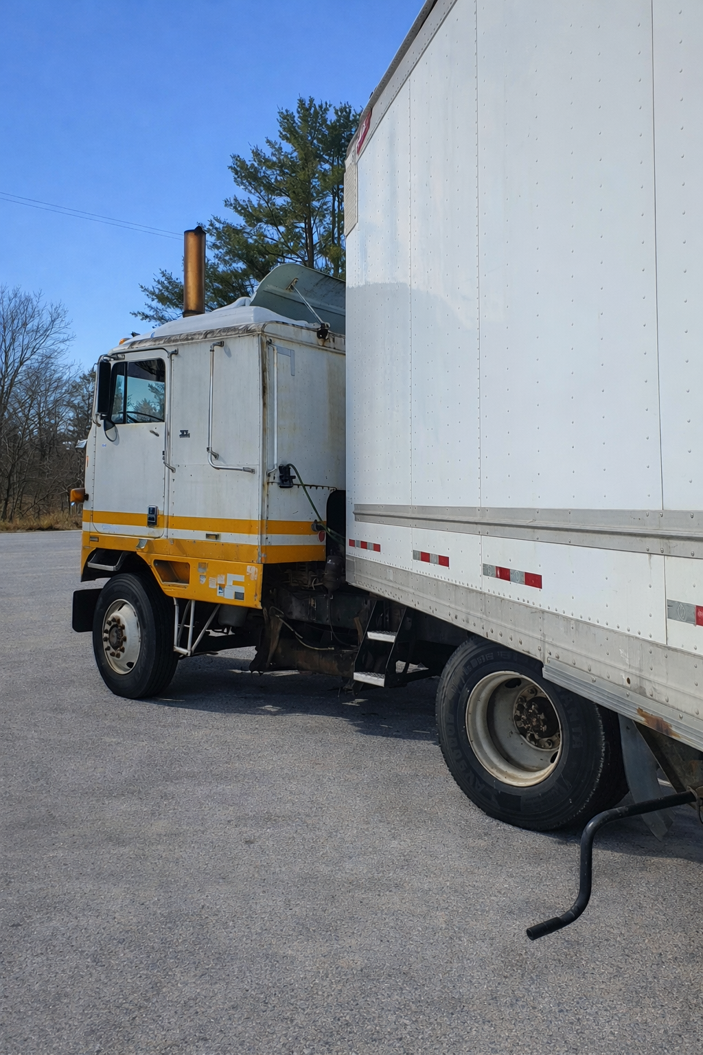 1982 INTERNATIONAL C09670 - Image 4