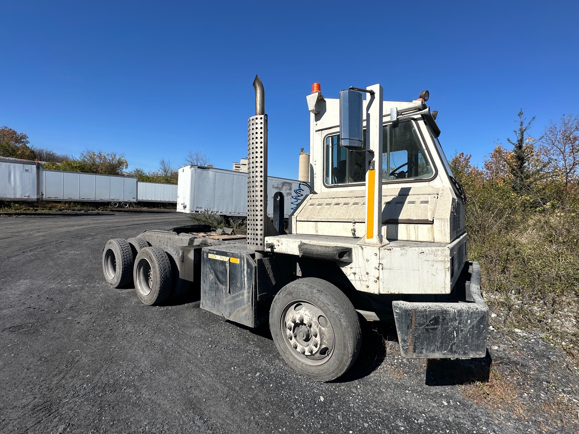 2011 OTTAWA Yard Spotter