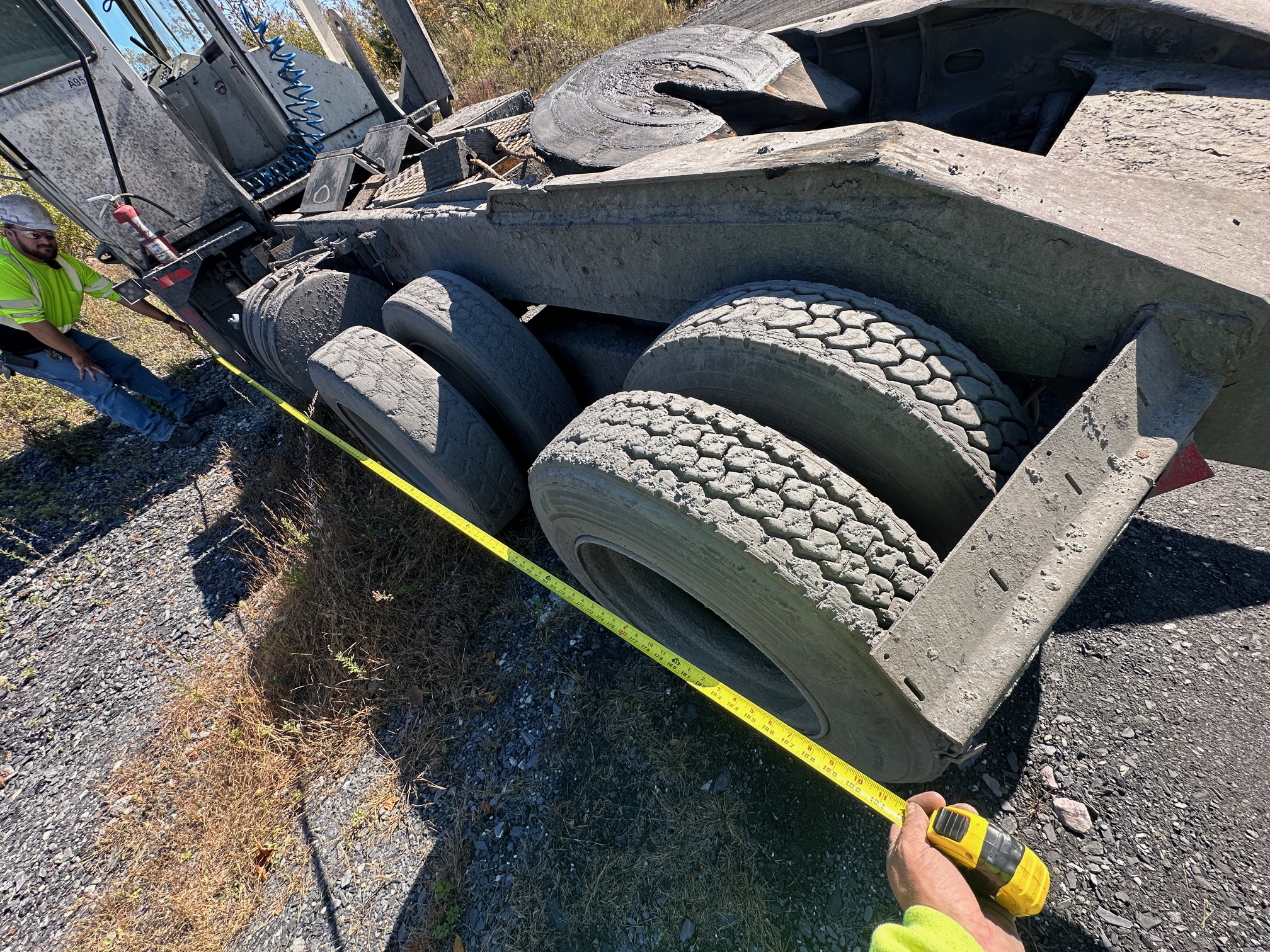 2011 OTTAWA Yard Spotter - Image 21