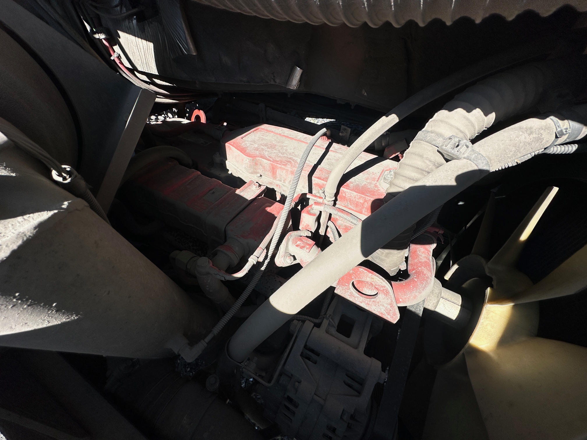 2011 OTTAWA Yard Spotter - Image 27