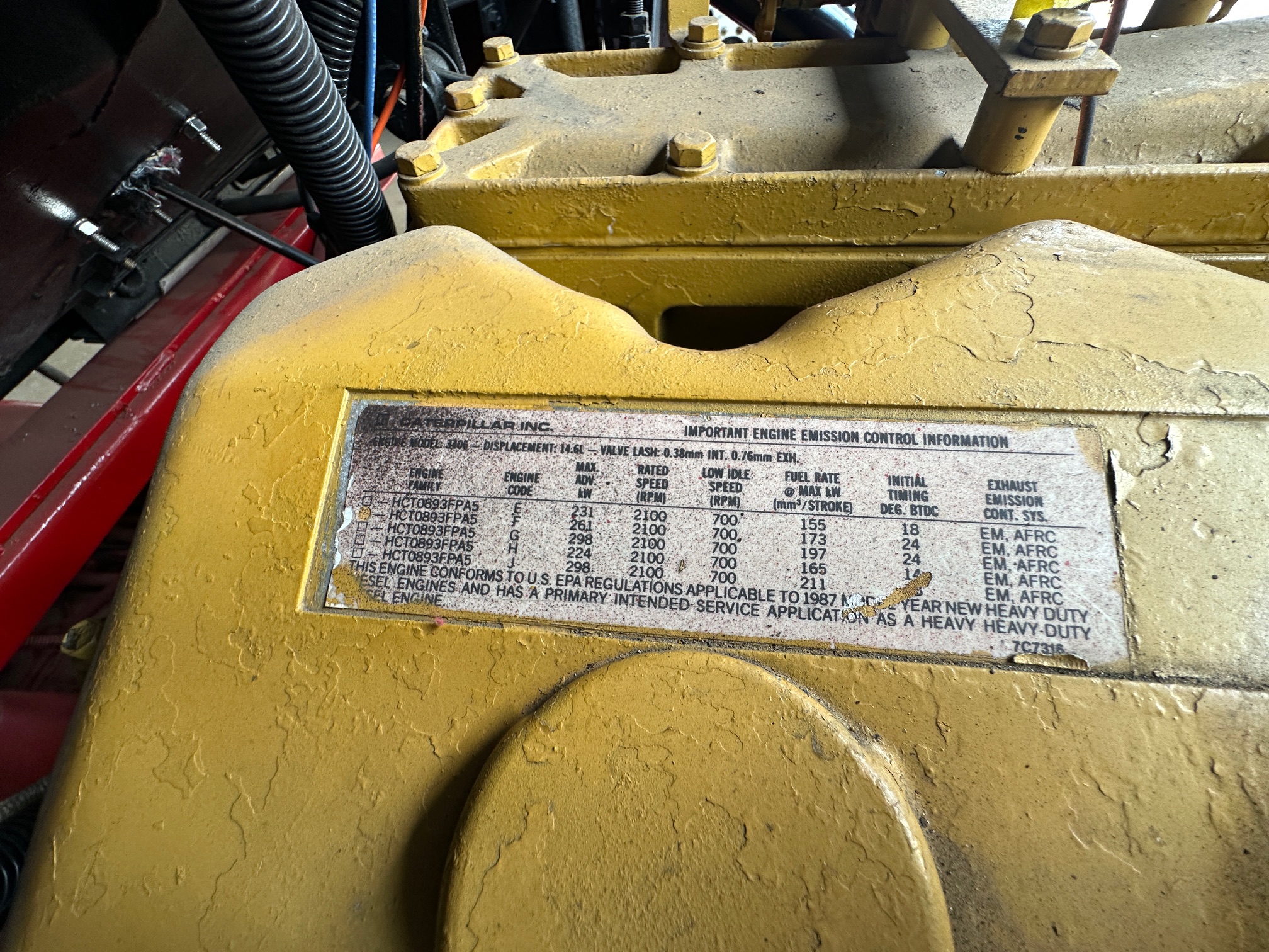 1997 AUTOCAR DK6 Tilt Nose - Image 23