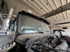 1997 AUTOCAR DK6 Tilt Nose - Image 28