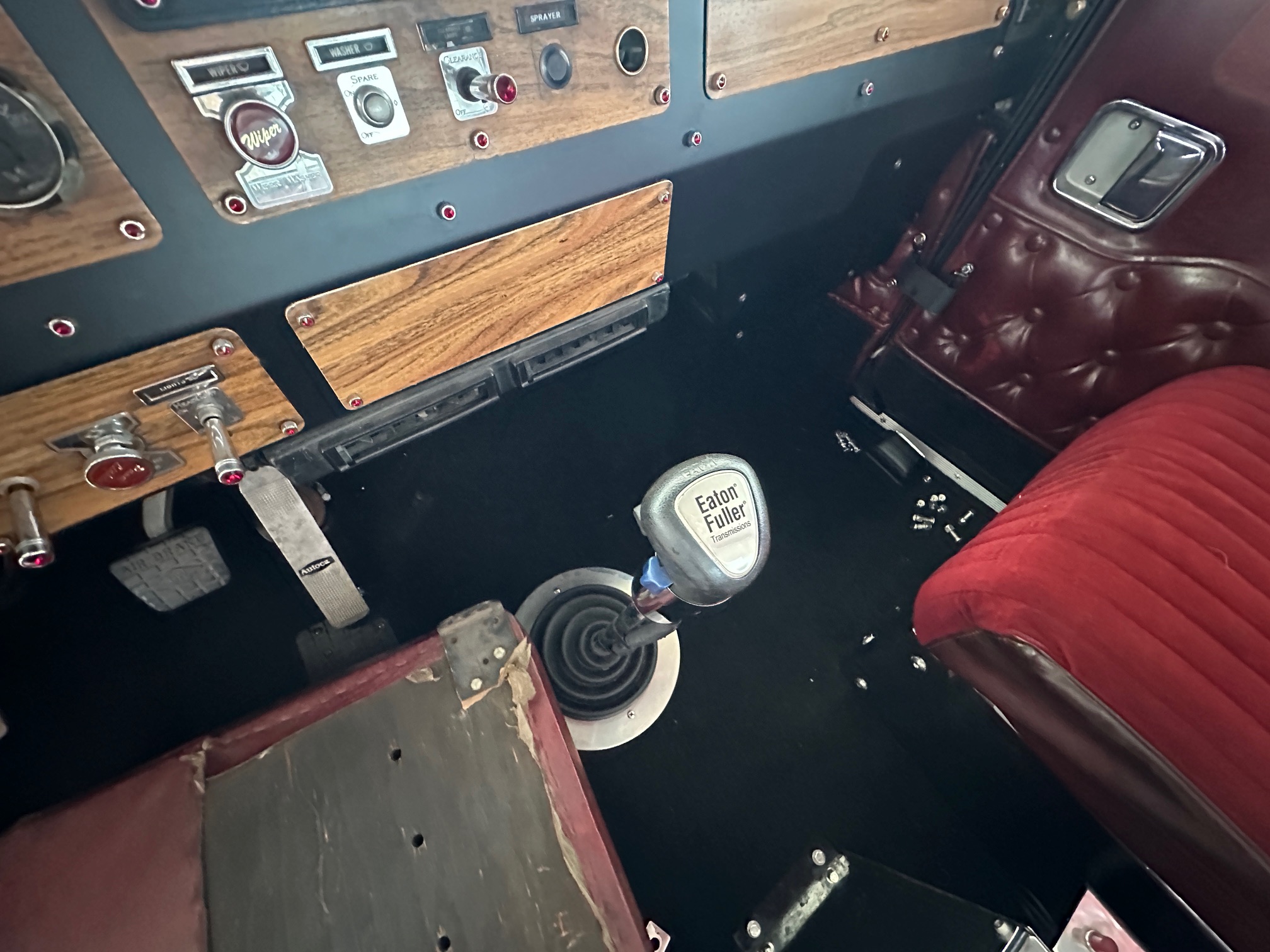 1997 AUTOCAR DK6 Tilt Nose - Image 33