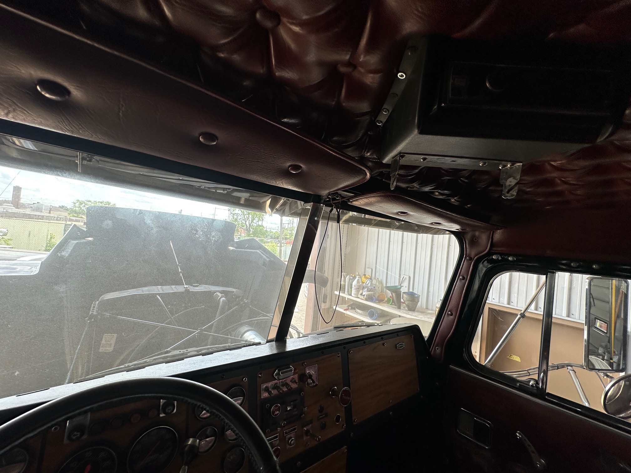 1997 AUTOCAR DK6 Tilt Nose - Image 37