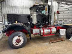 1997 AUTOCAR DK6 Tilt Nose - Image 2