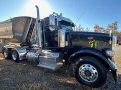 2016 PETERBILT 367 - Image 5