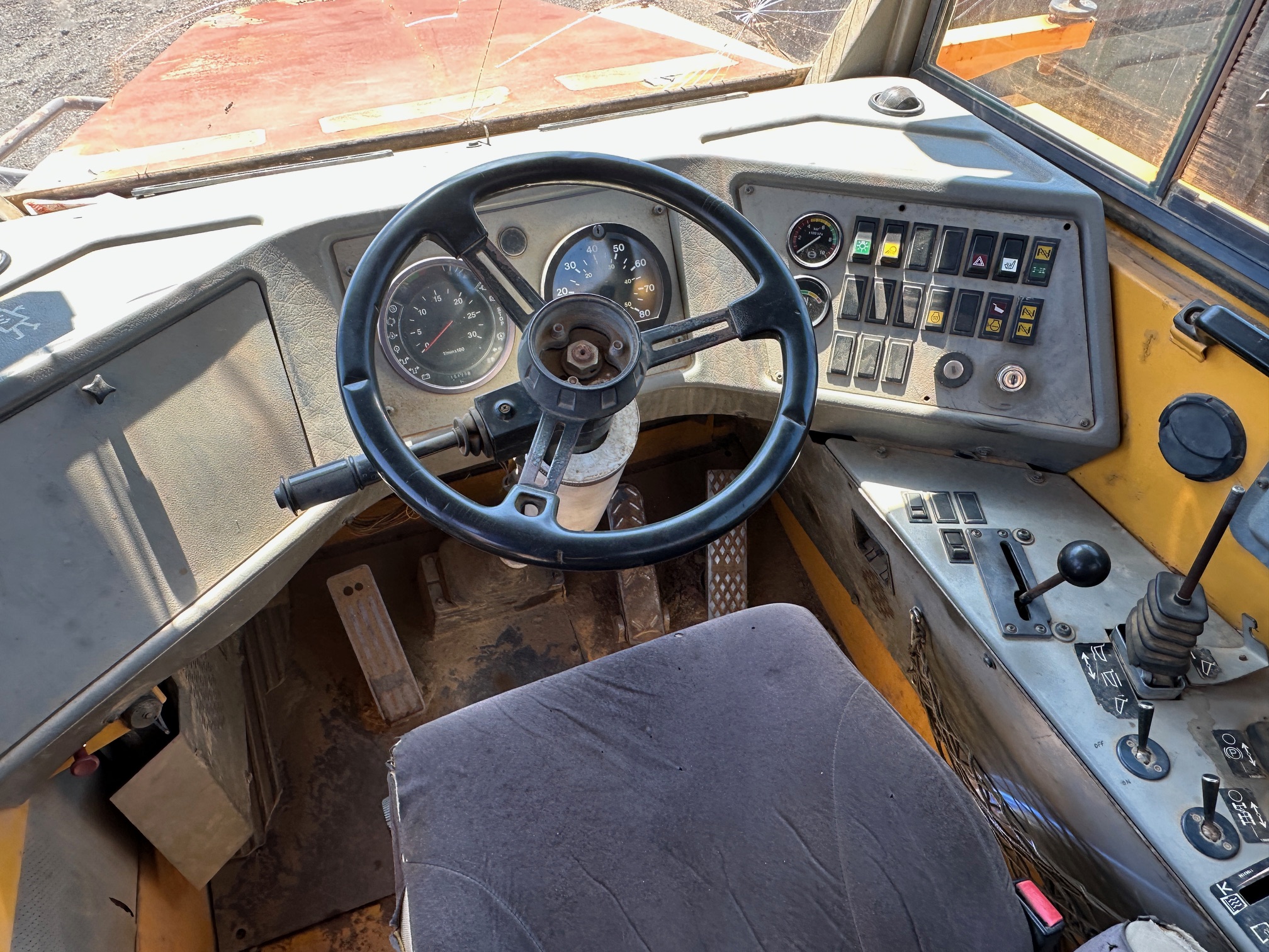 1998 VOLVO A30C - Image 22