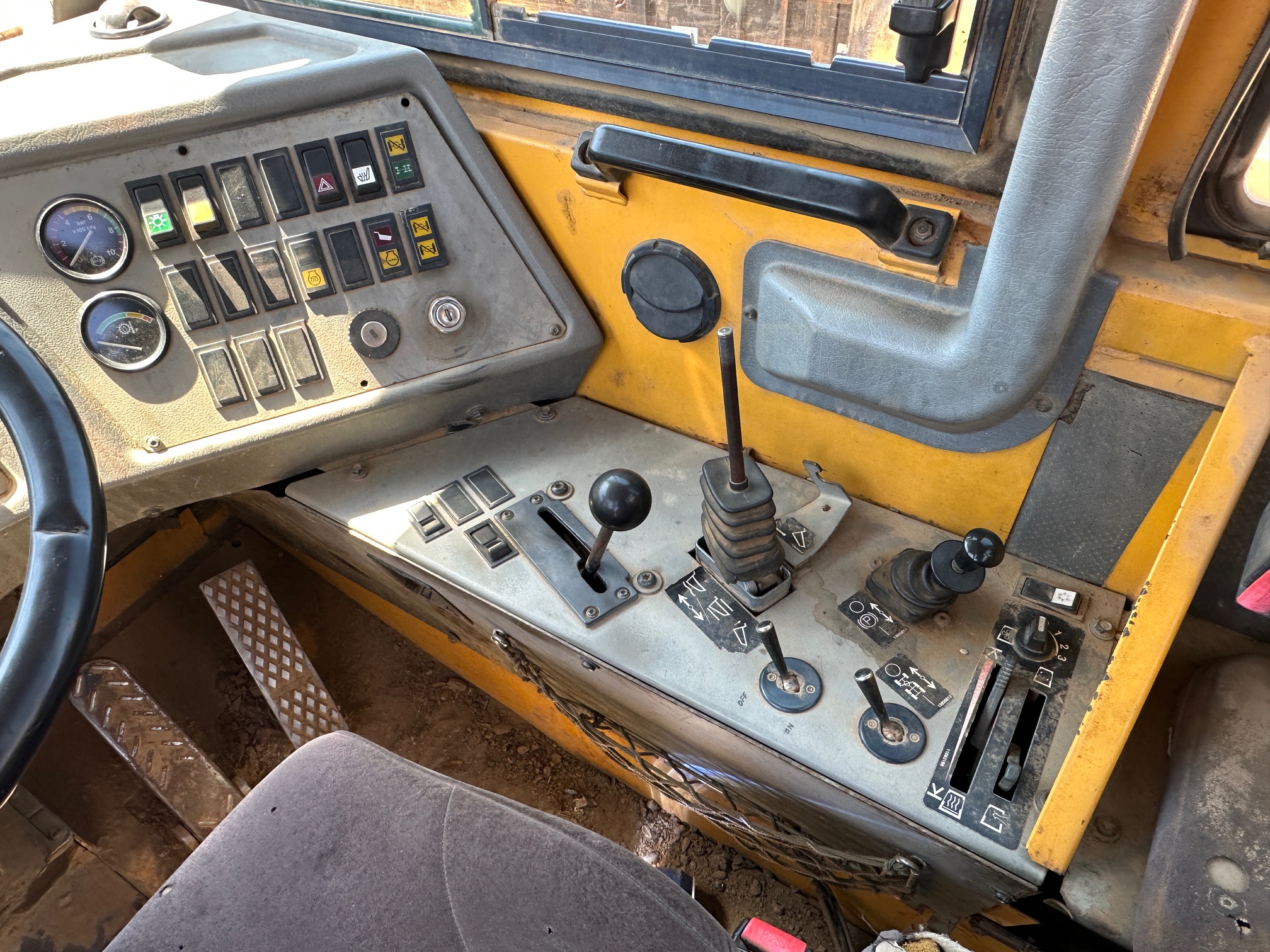 1998 VOLVO A30C - Image 23