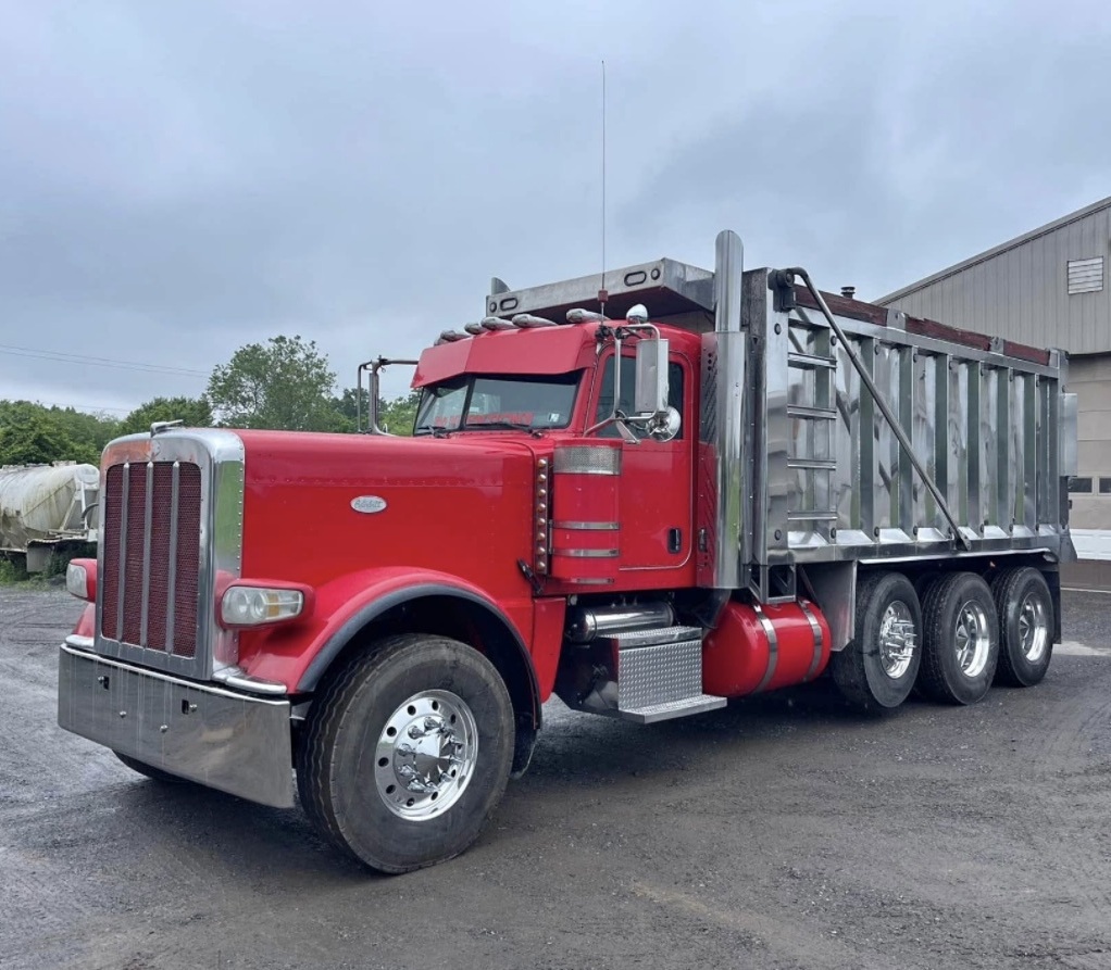 2014 PETERBILT 389 L