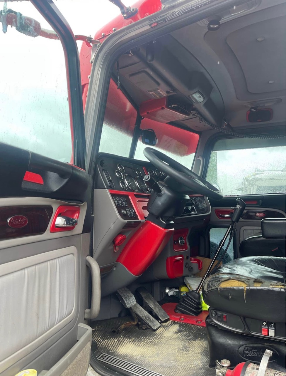 2014 PETERBILT 389 L - Image 9