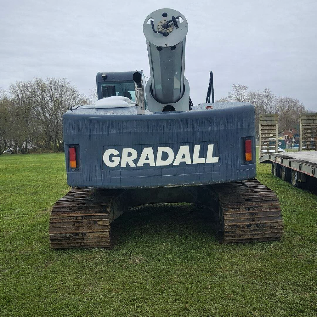 2013 GRADALL XL4300 III - Image 3
