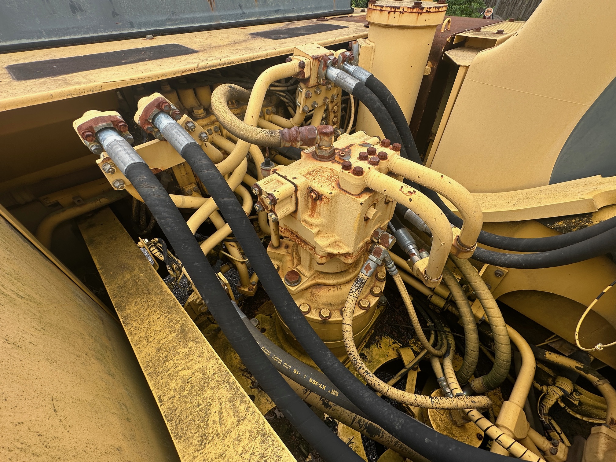 1998 KOMATSU PC300LC-6LC - Image 27